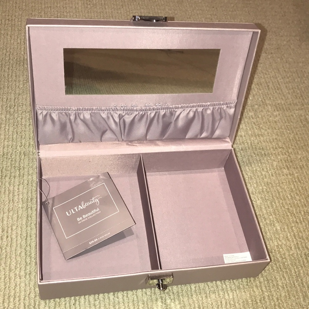 Organizer in a box!